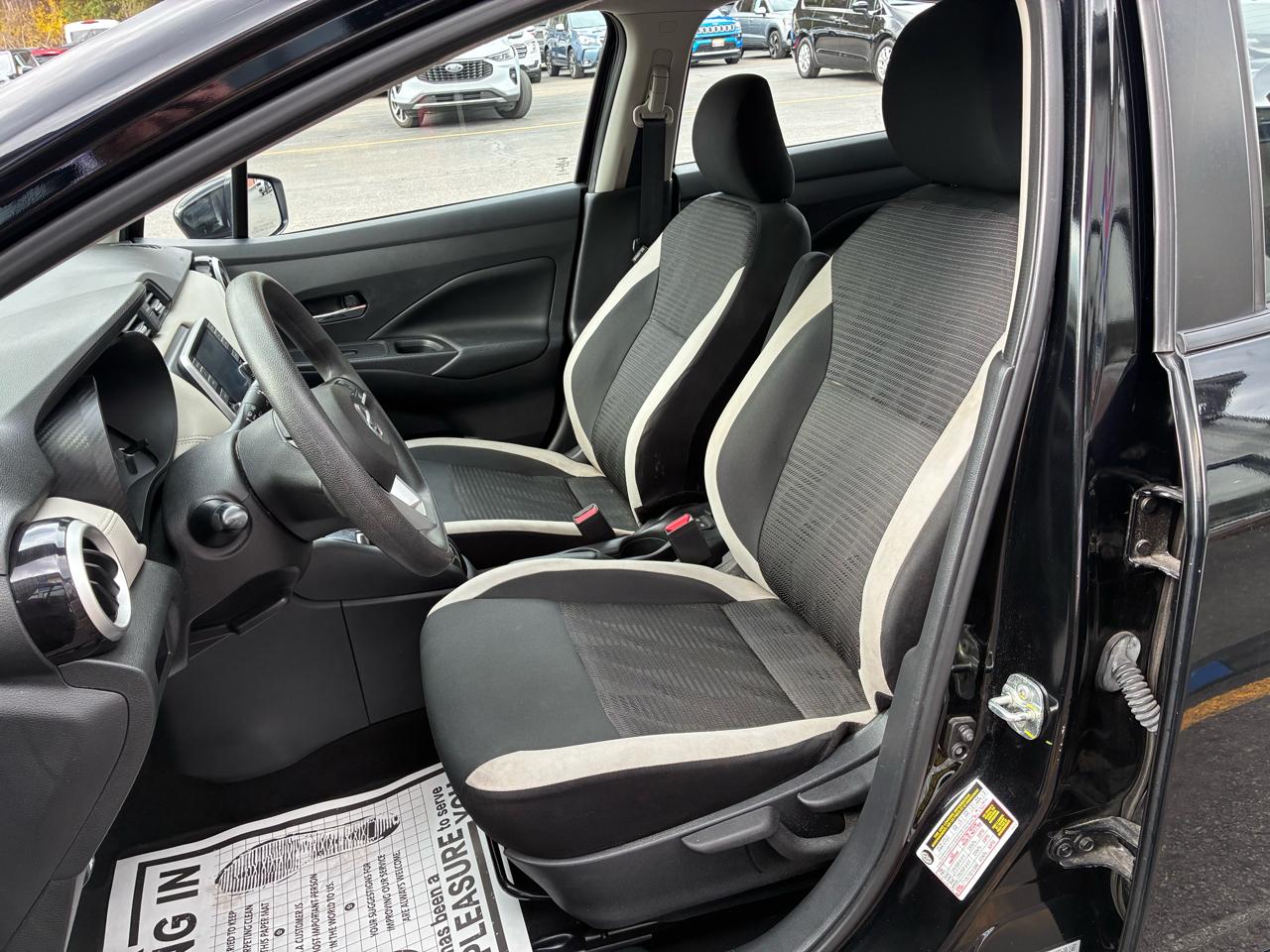 Nissan Versa SV 2020