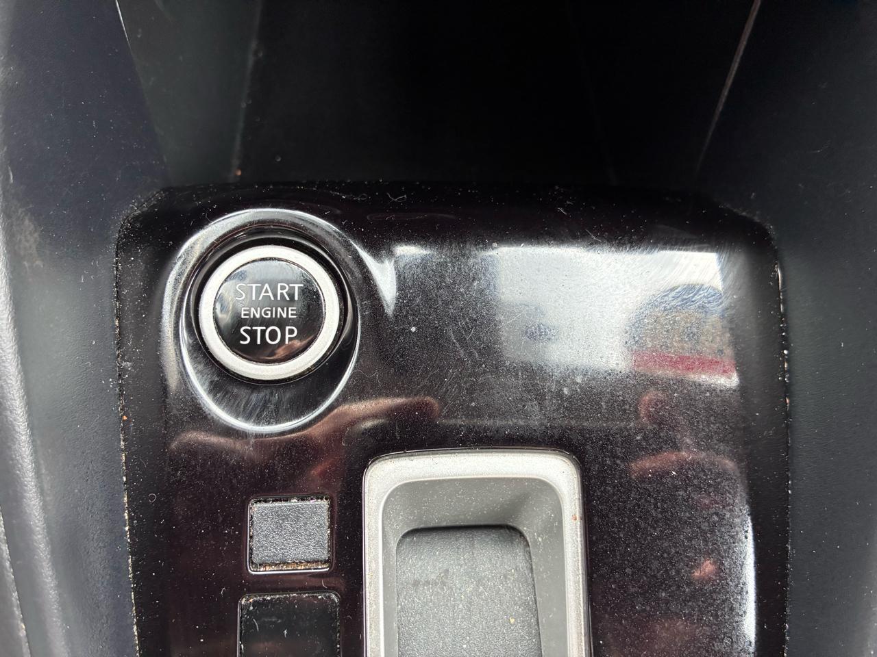 Nissan Versa SV 2020