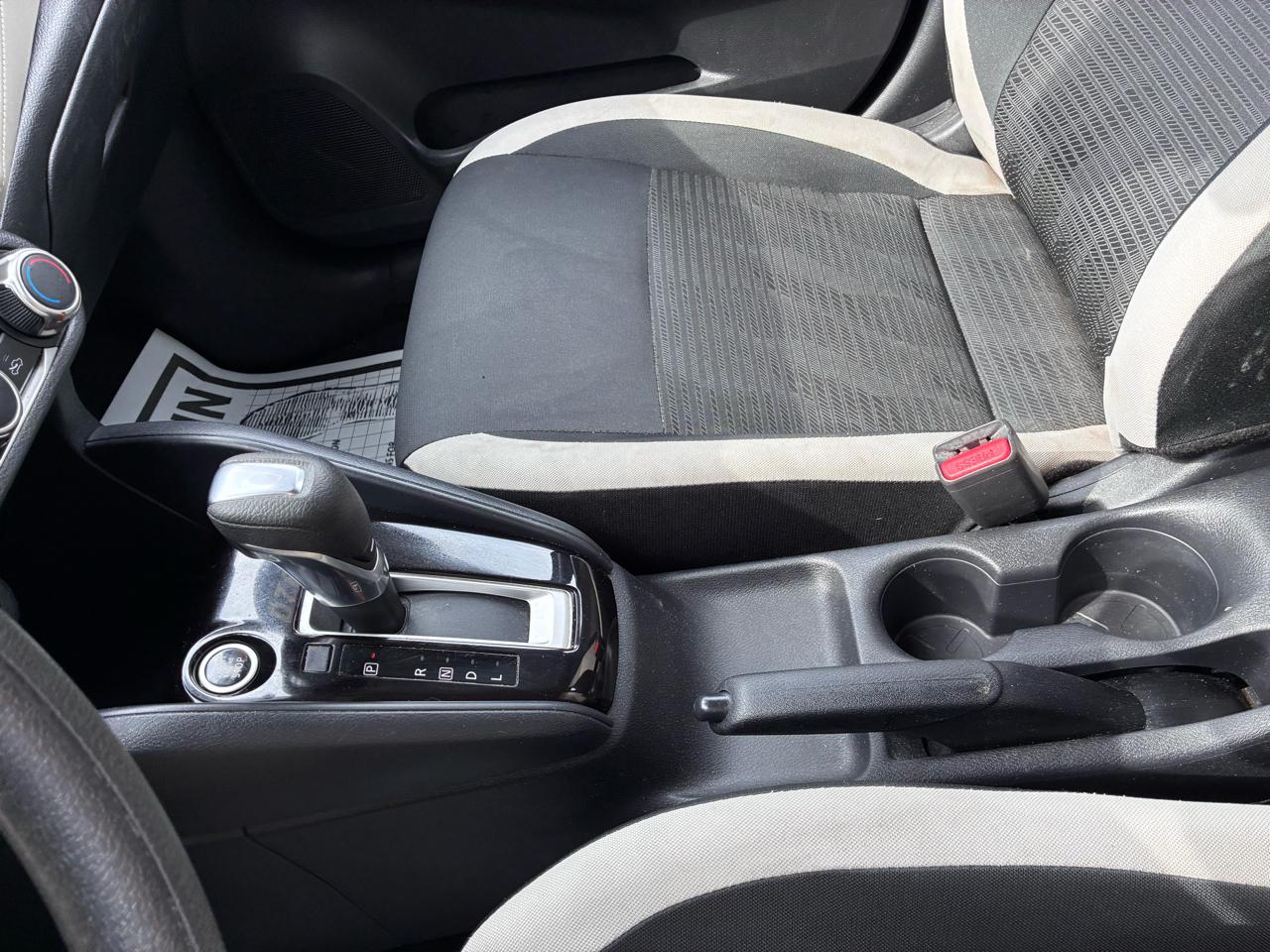 Nissan Versa SV 2020