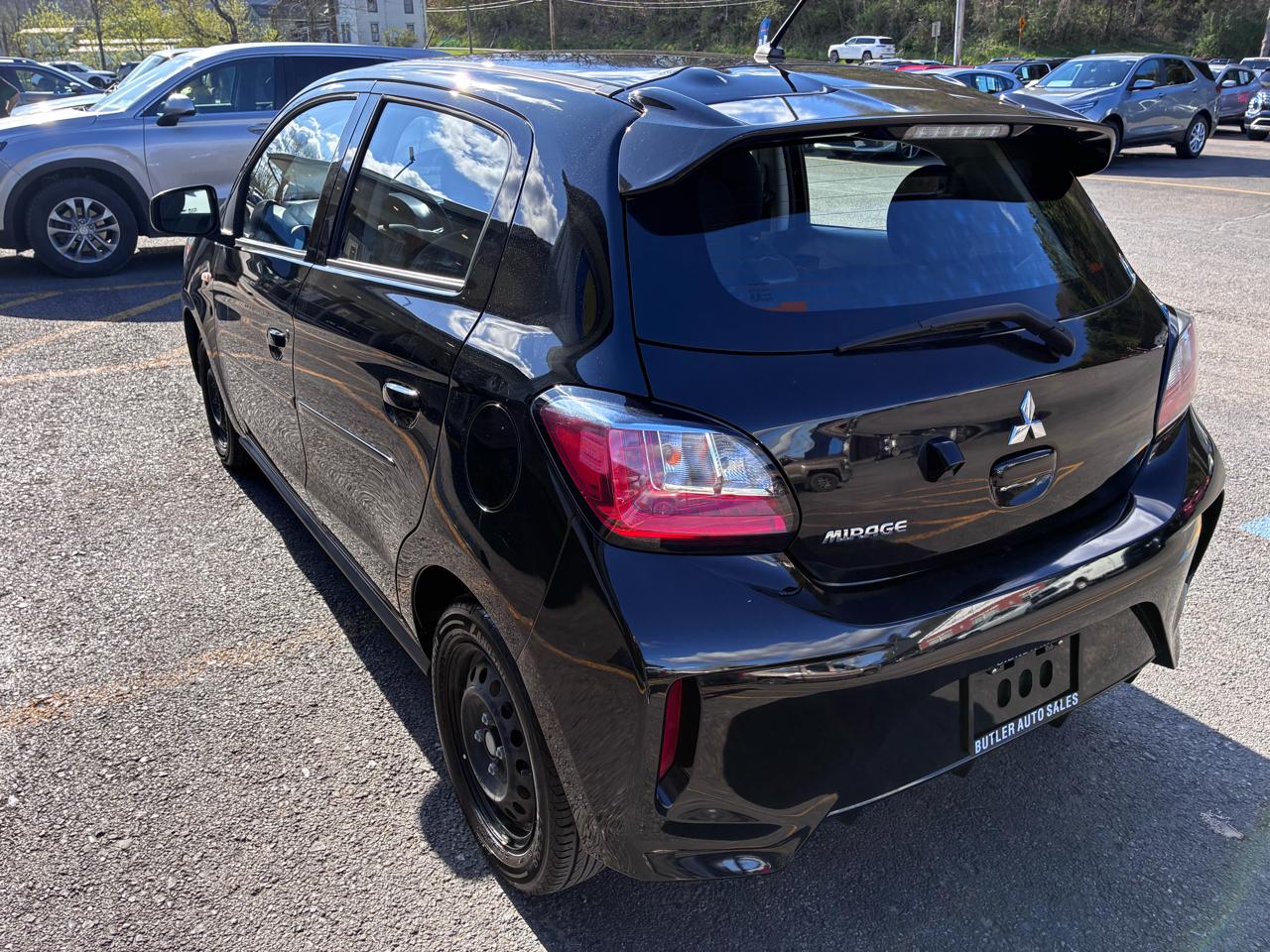 Mitsubishi Mirage ES CVT 2022