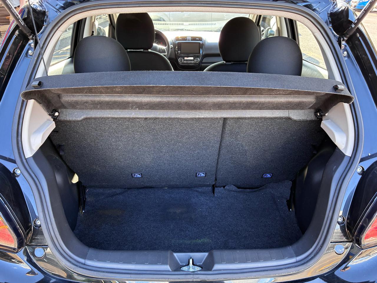 Mitsubishi Mirage ES CVT 2022