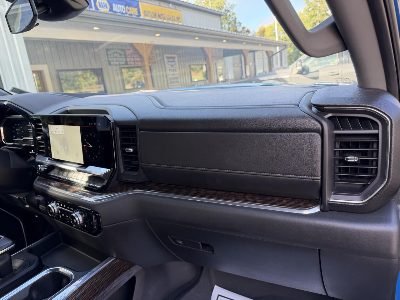 GMC Sierra 1500 Elevation Crew Cab 4WD 2024
