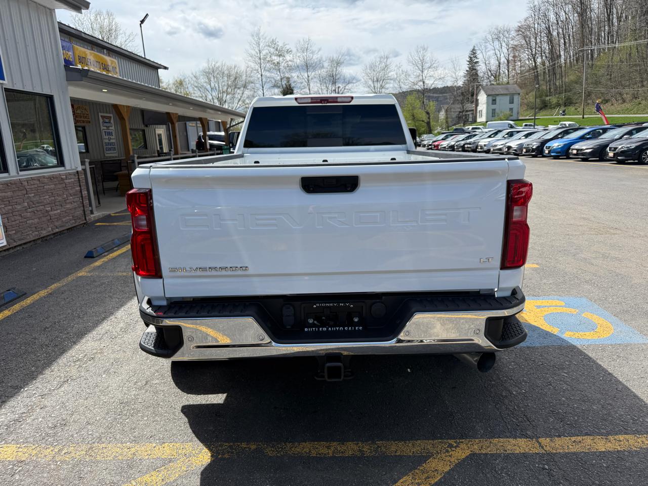 Chevrolet Silverado 3500HD LT Crew Cab 4WD 2025