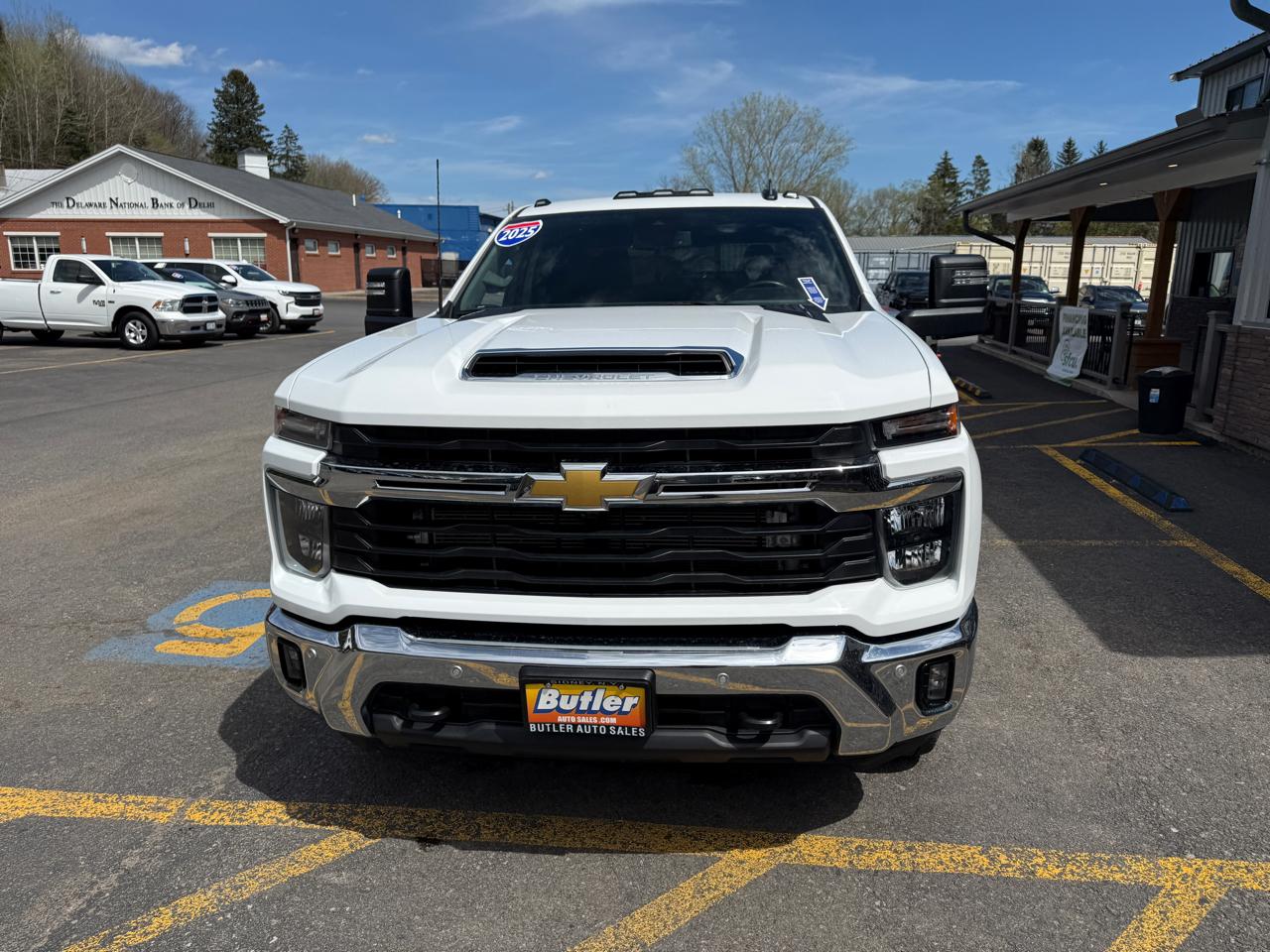 Chevrolet Silverado 3500HD LT Crew Cab 4WD 2025