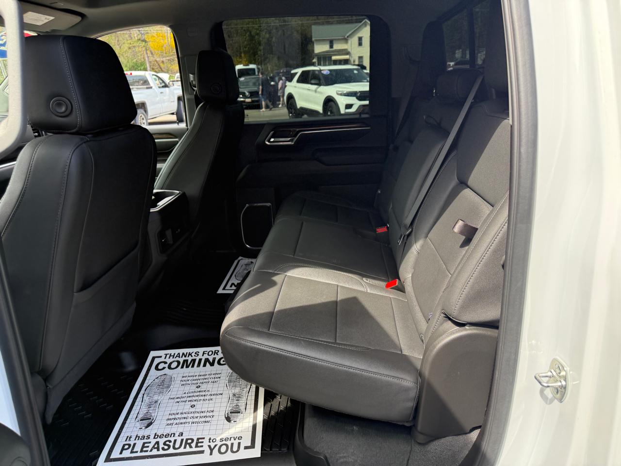 Chevrolet Silverado 3500HD LT Crew Cab 4WD 2025