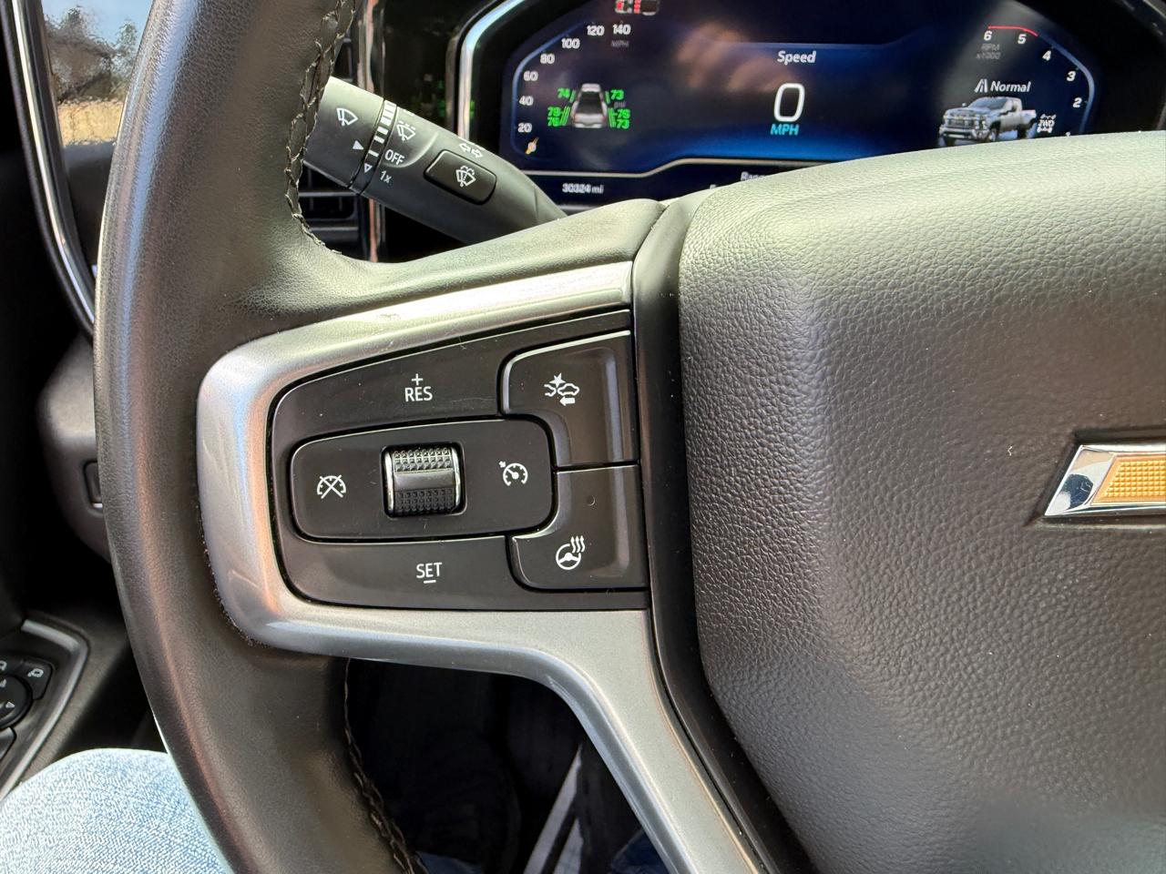 Chevrolet Silverado 3500HD LT Crew Cab 4WD 2025