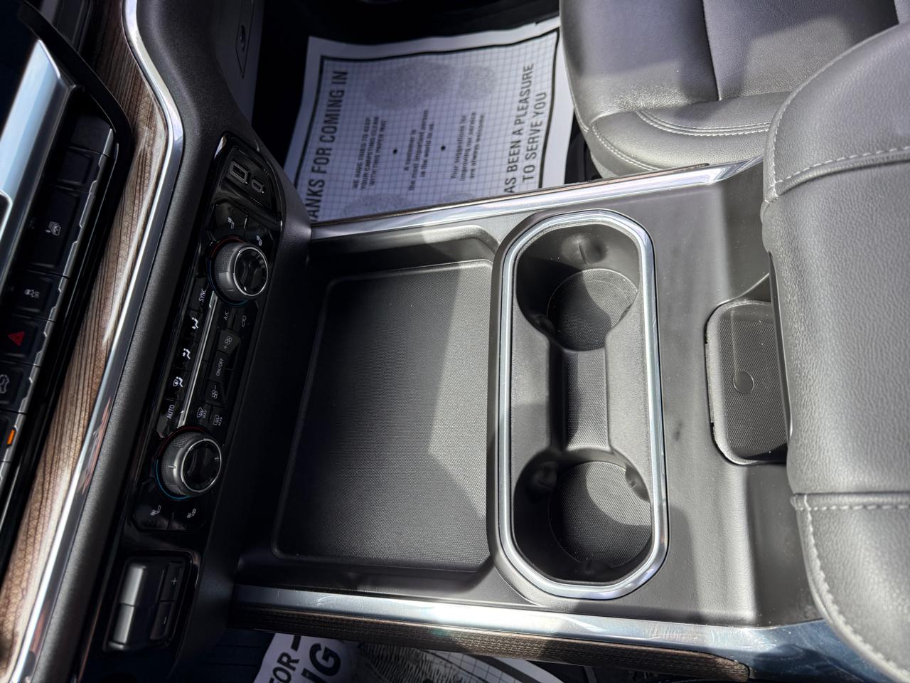 Chevrolet Silverado 3500HD LT Crew Cab 4WD 2025