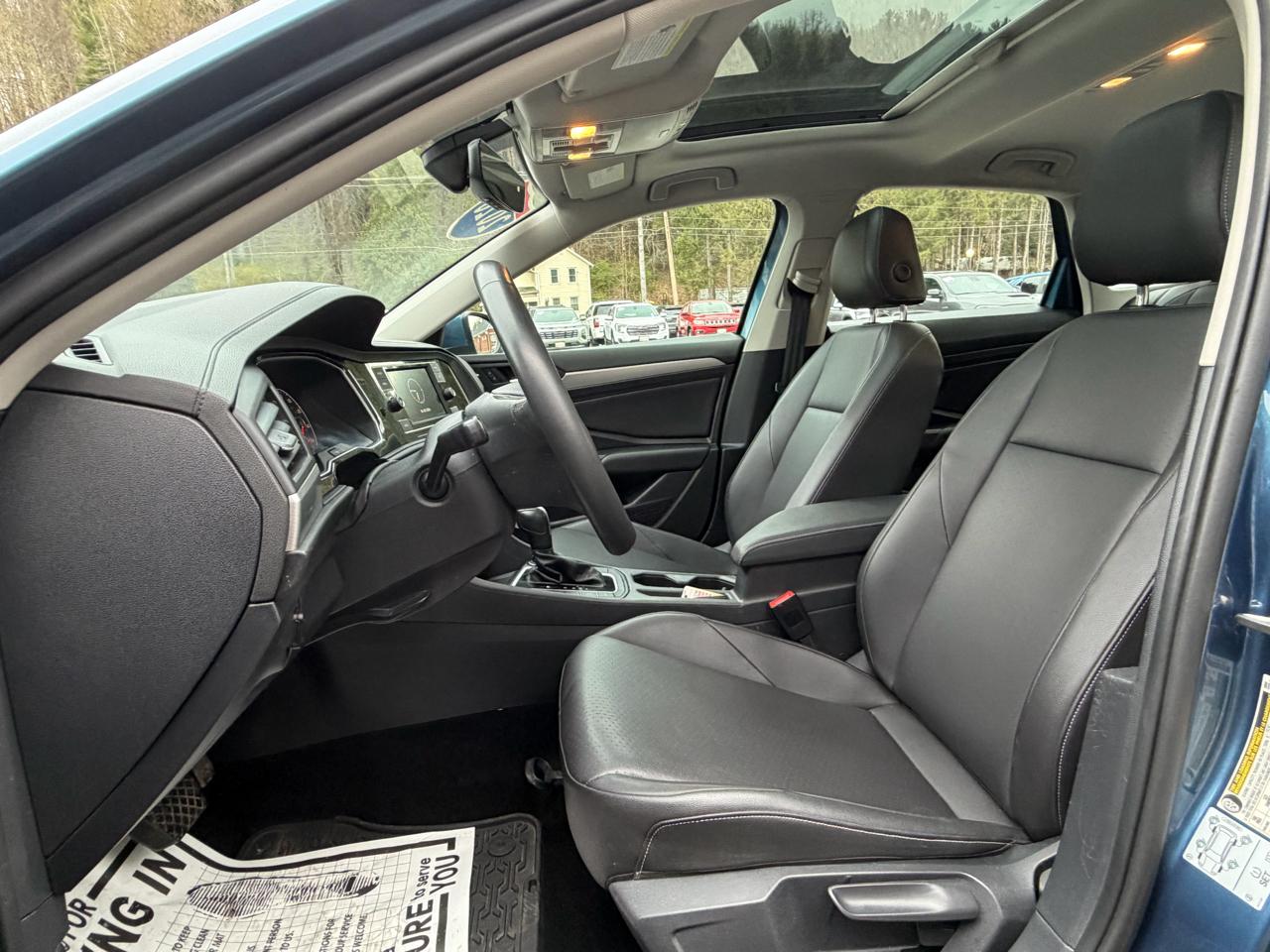 Volkswagen Jetta 1.4T S 8A 2020