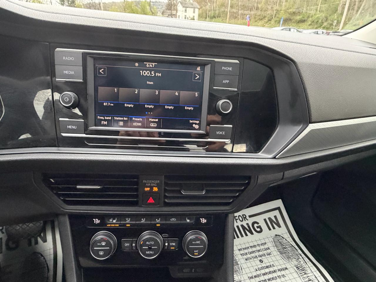 Volkswagen Jetta 1.4T S 8A 2020