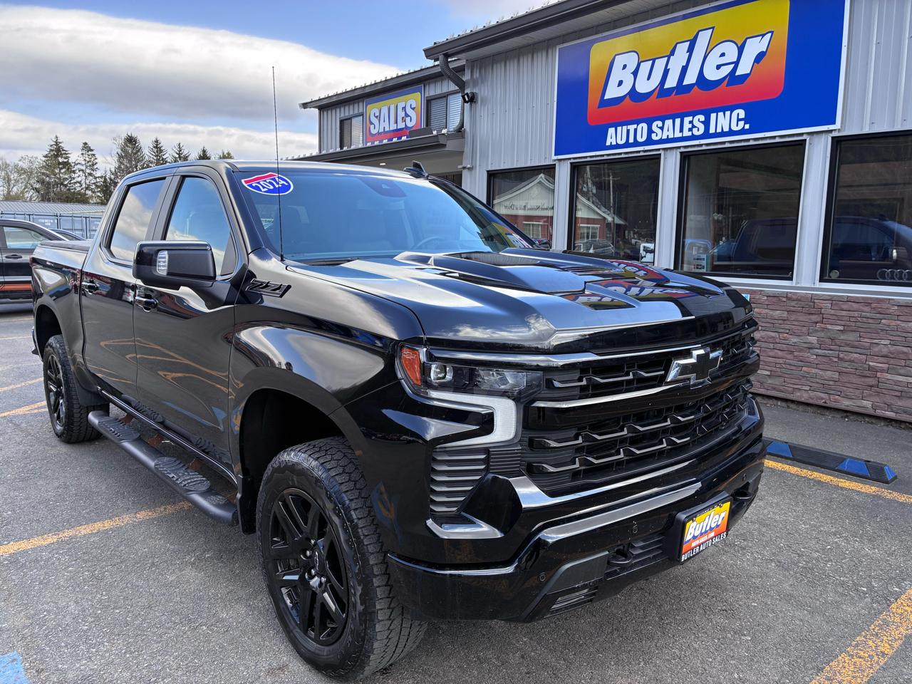 Chevrolet Silverado 1500 Trail Boss LT Crew Cab 4WD 2024