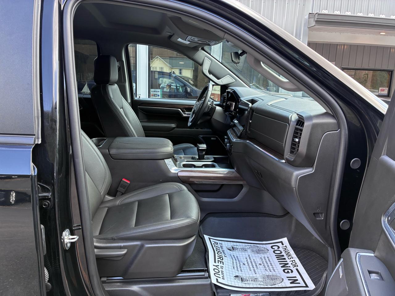 Chevrolet Silverado 1500 Trail Boss LT Crew Cab 4WD 2024