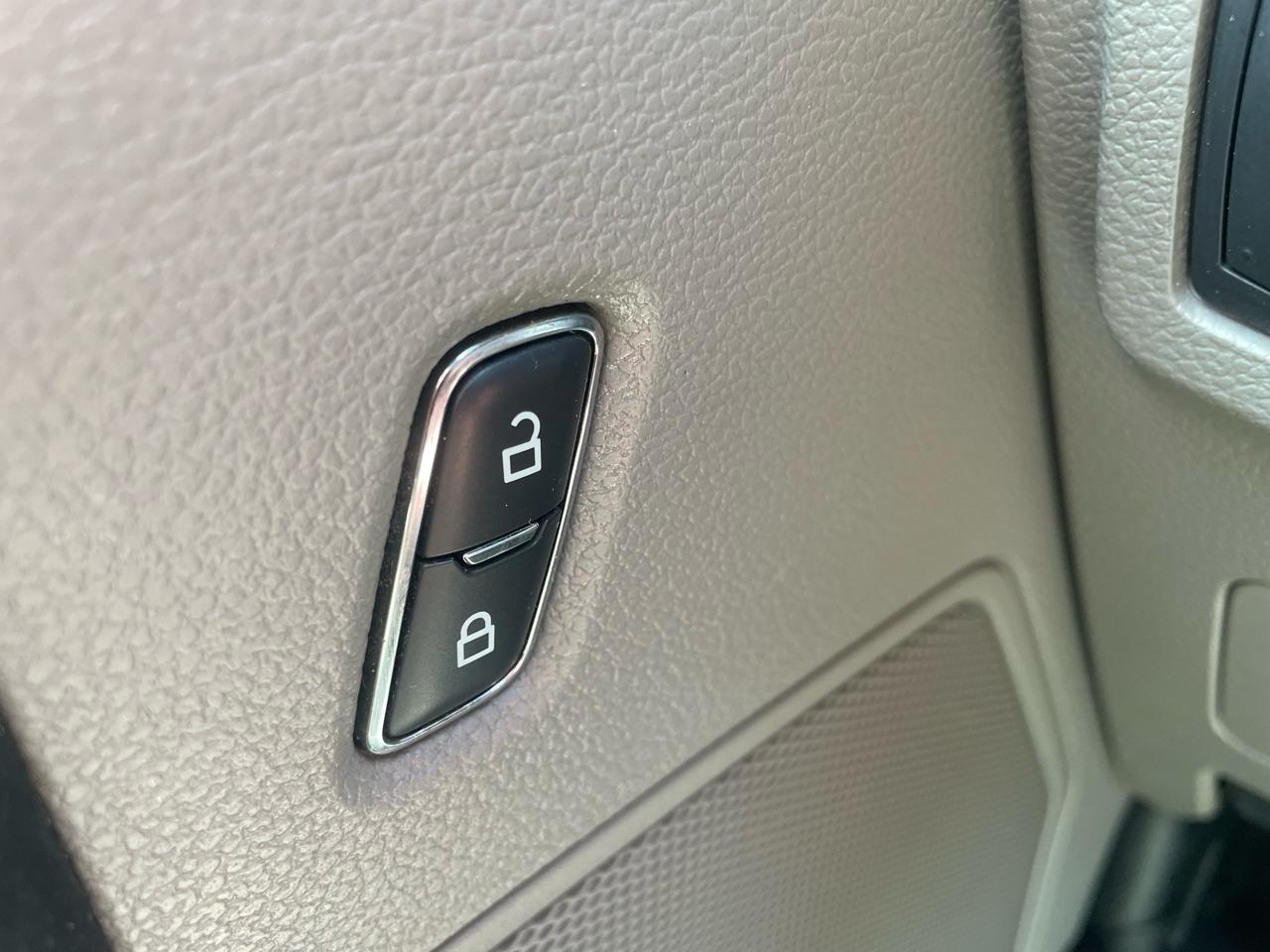 Ford F-250 SD XLT SuperCab Long Bed 4WD 2018