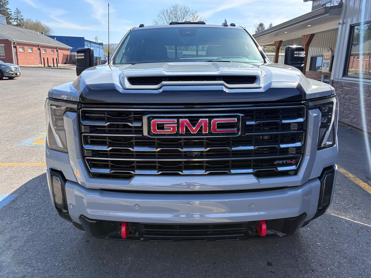 GMC Sierra 2500HD AT4 Crew Cab 4WD 2024