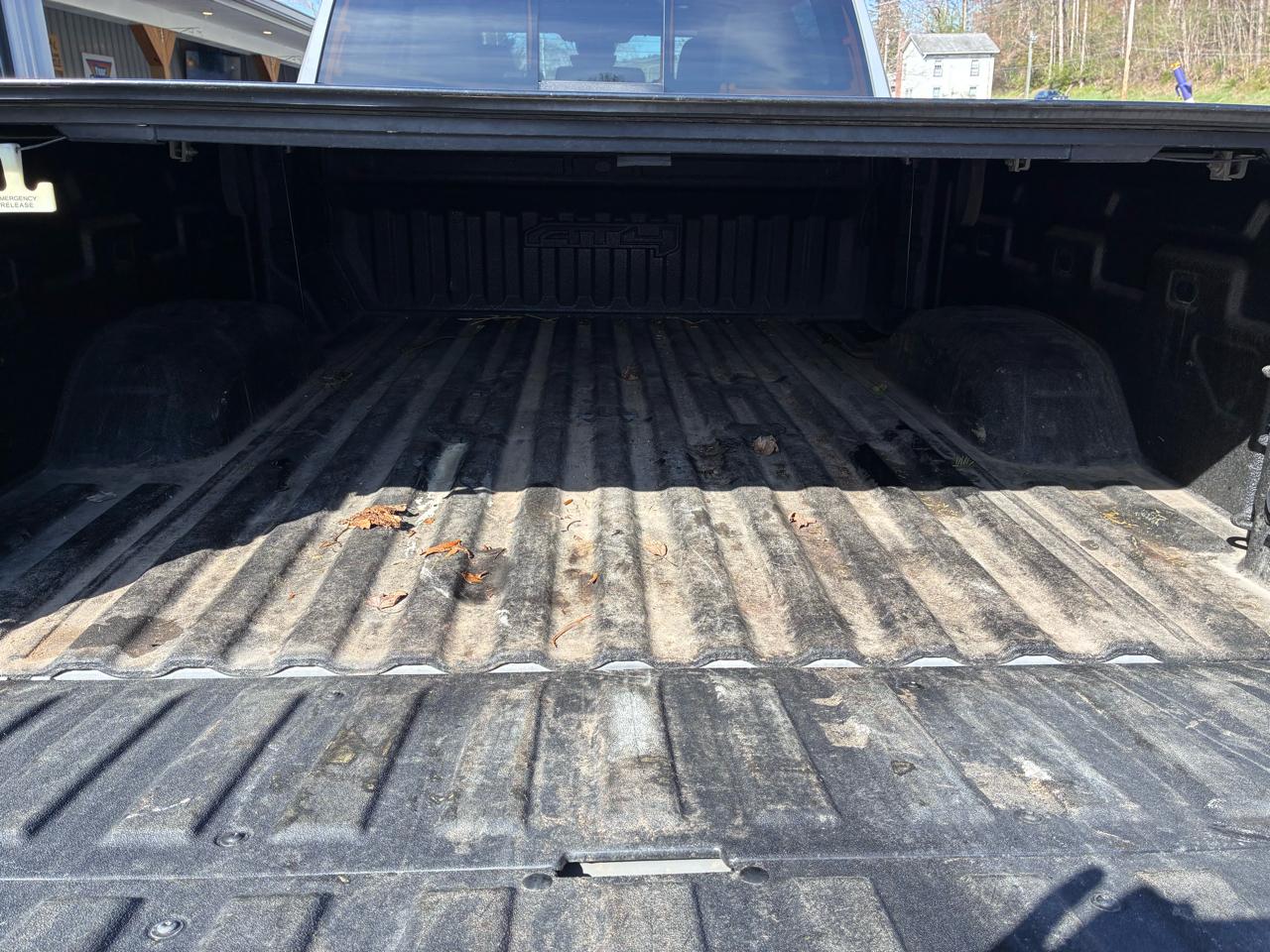 GMC Sierra 2500HD AT4 Crew Cab 4WD 2024