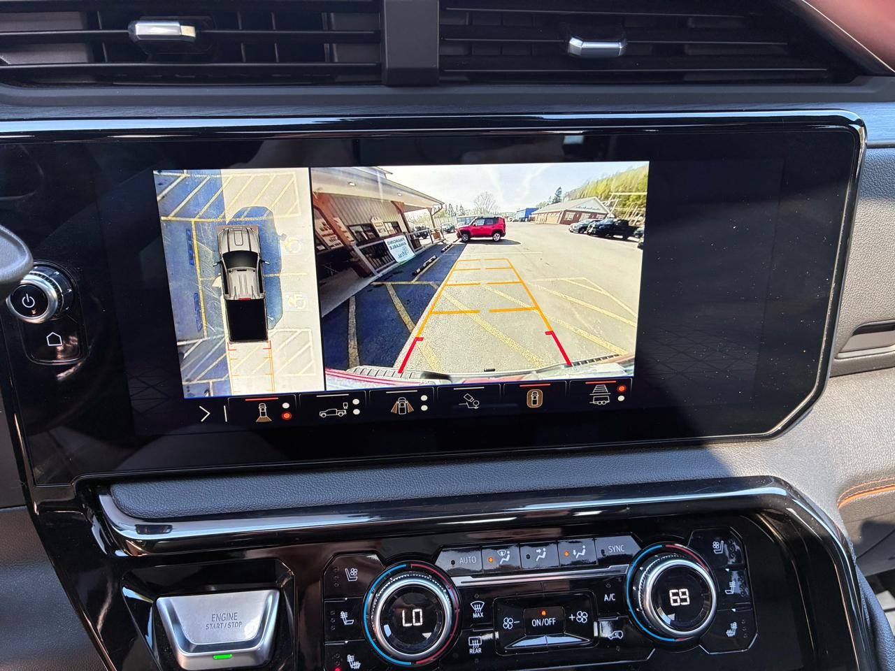 GMC Sierra 2500HD AT4 Crew Cab 4WD 2024