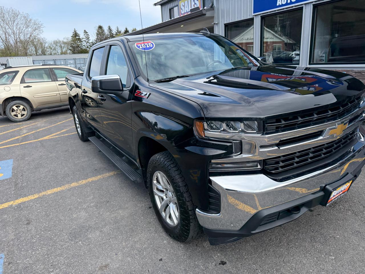 Chevrolet Silverado 1500 LT Crew Cab 4WD 2020