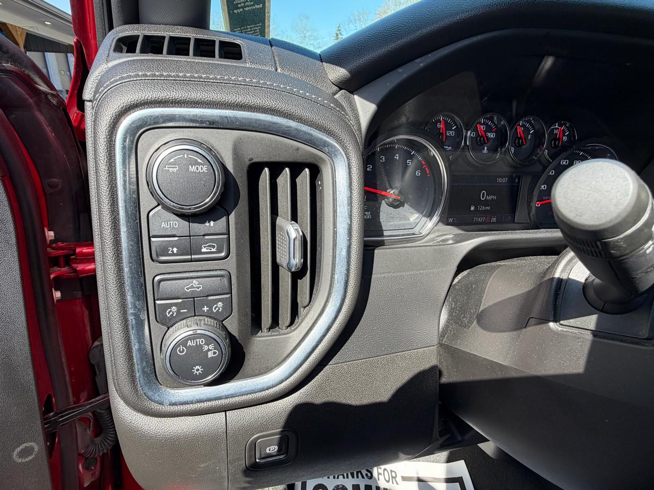 Chevrolet Silverado 1500 LT Crew Cab 4WD 2021