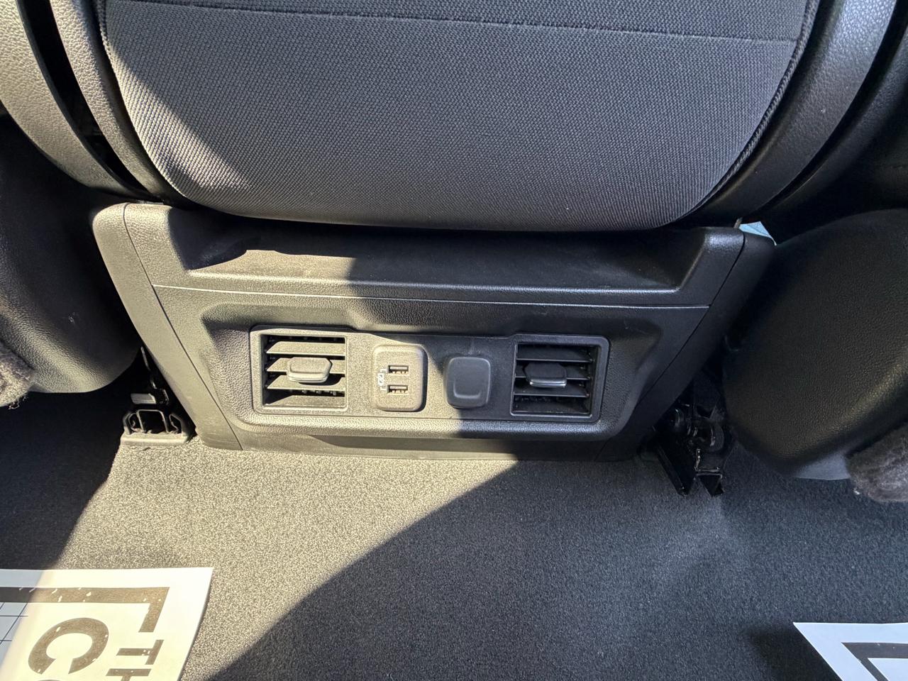 Chevrolet Silverado 1500 LT Crew Cab 4WD 2021