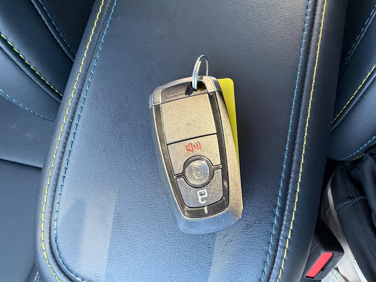 Ford Maverick Lobo AWD 2025