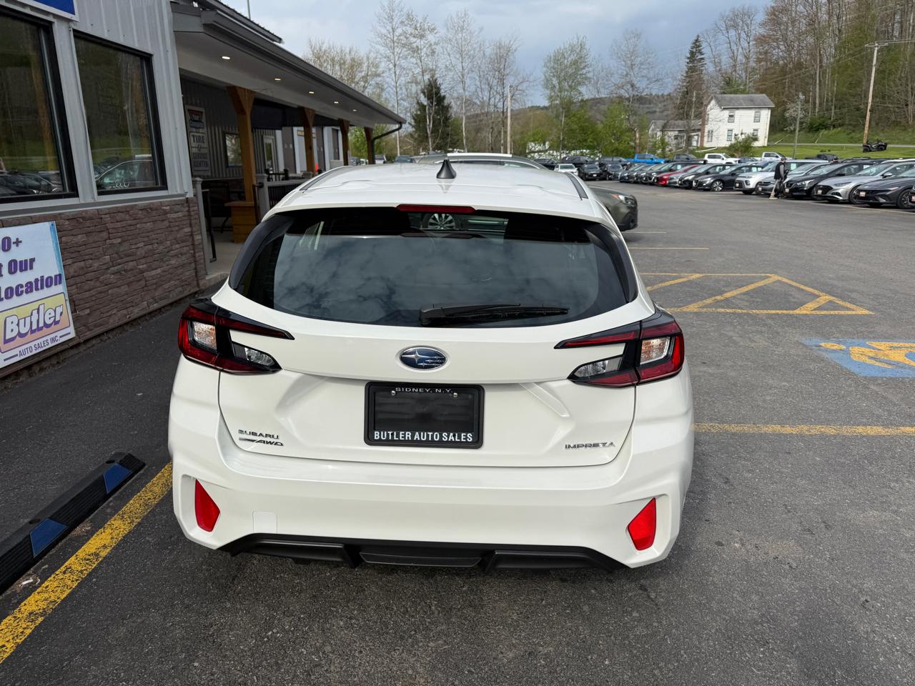 Subaru Impreza Base 5-Door 2024