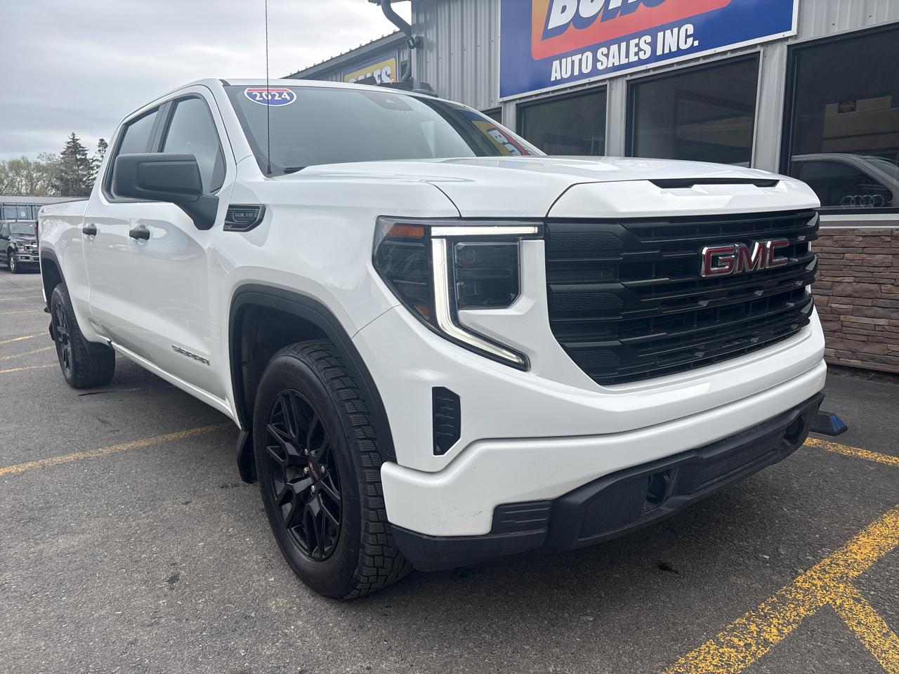 GMC Sierra 1500 Pro Crew Cab Short Box 4WD 2024