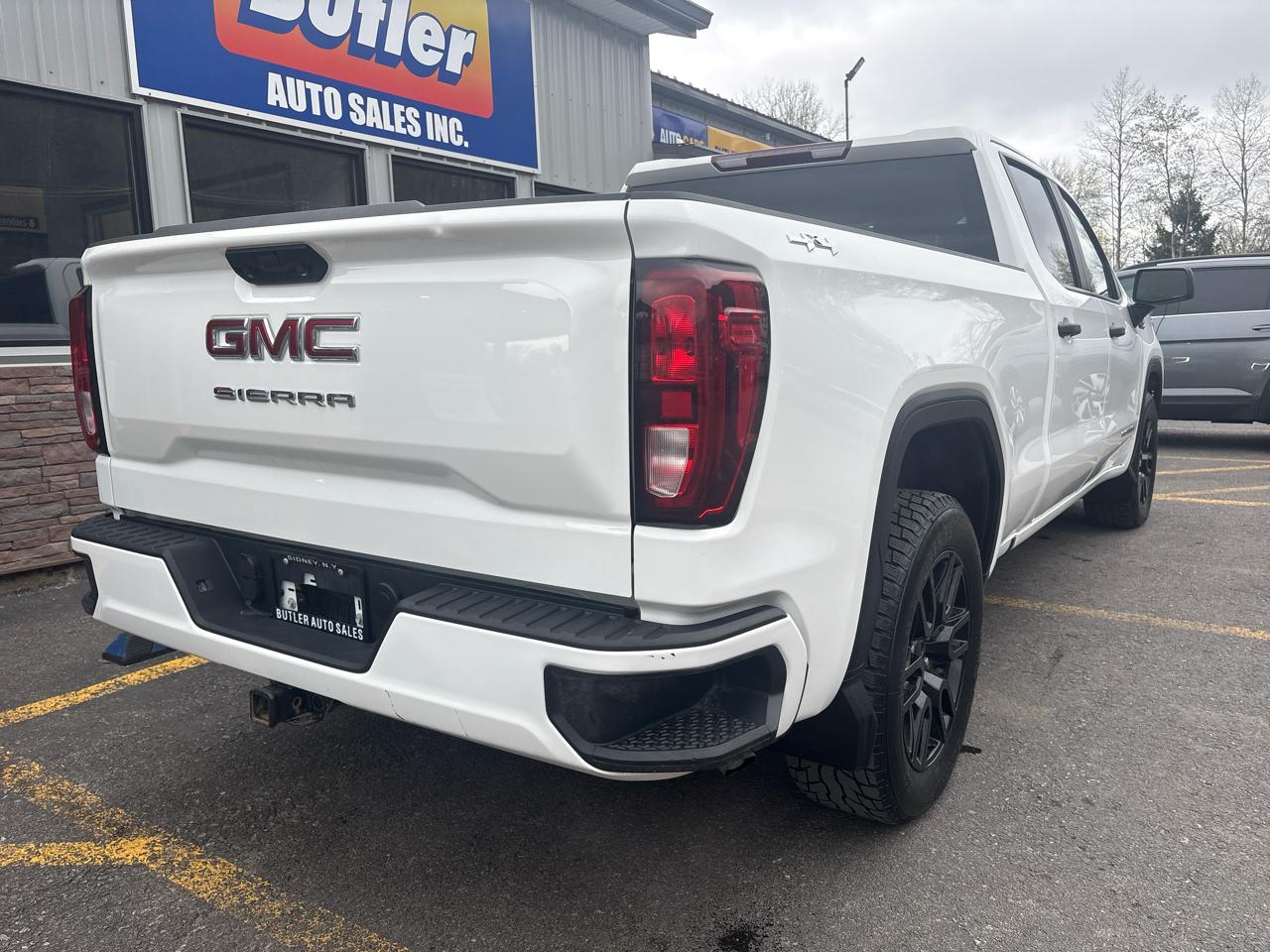 GMC Sierra 1500 Pro Crew Cab Short Box 4WD 2024