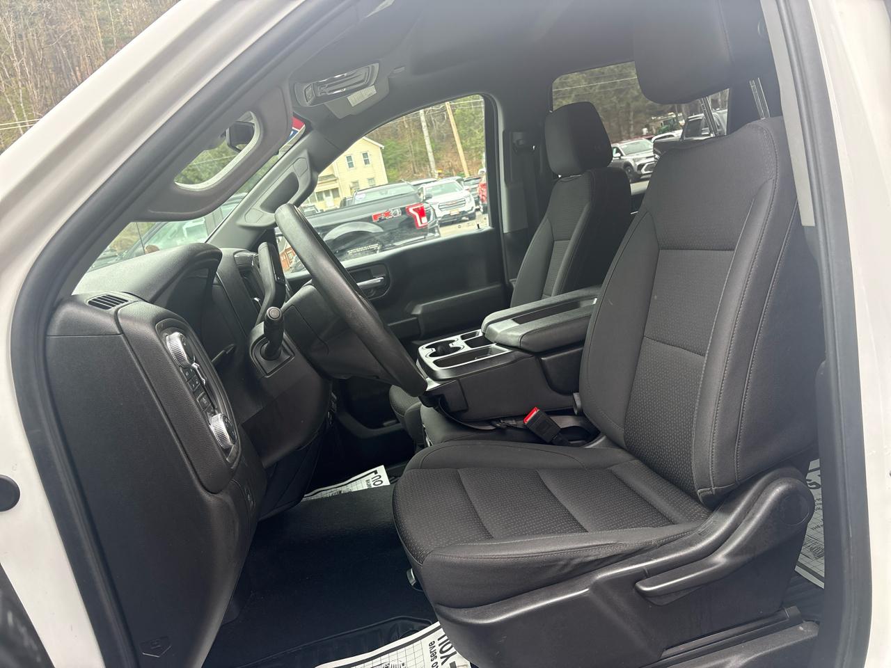 GMC Sierra 1500 Pro Crew Cab Short Box 4WD 2024