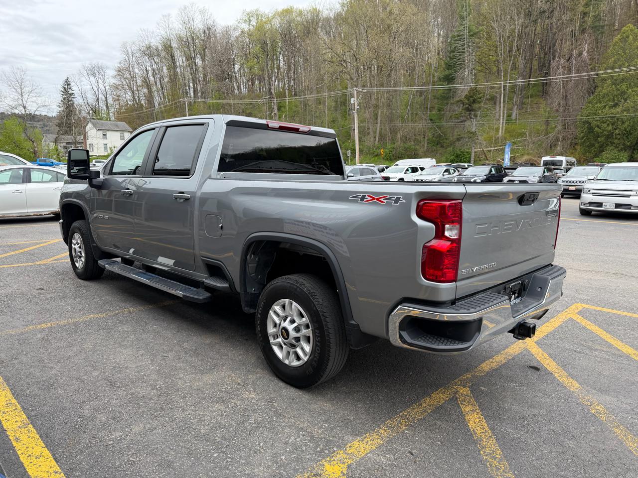Chevrolet Silverado 2500HD LT Crew Cab Long Box 4WD 2025
