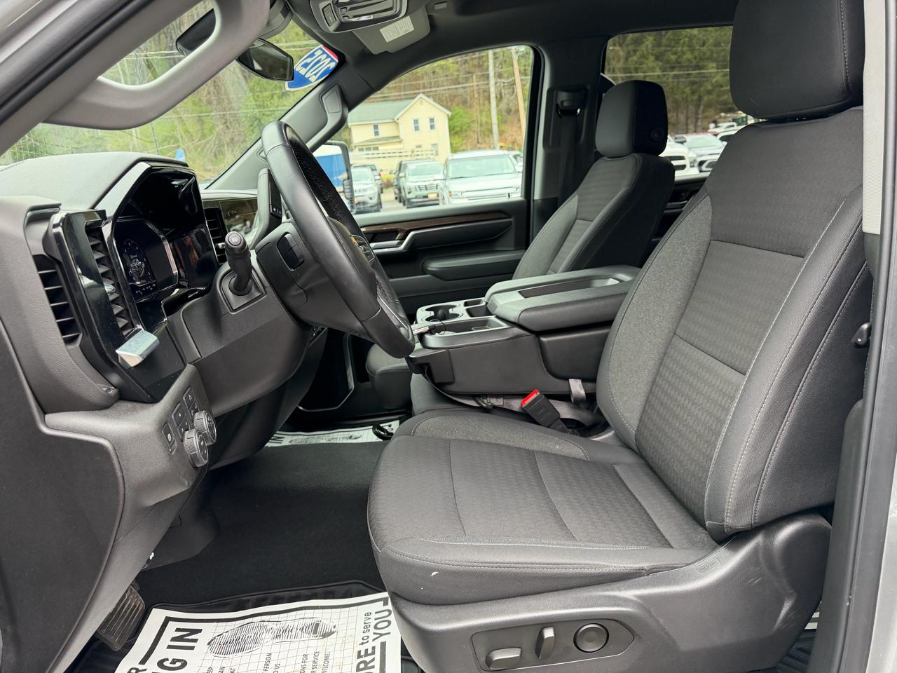 Chevrolet Silverado 2500HD LT Crew Cab Long Box 4WD 2025