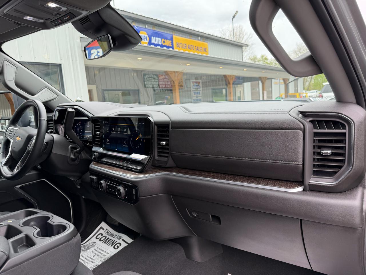 Chevrolet Silverado 2500HD LT Crew Cab Long Box 4WD 2025