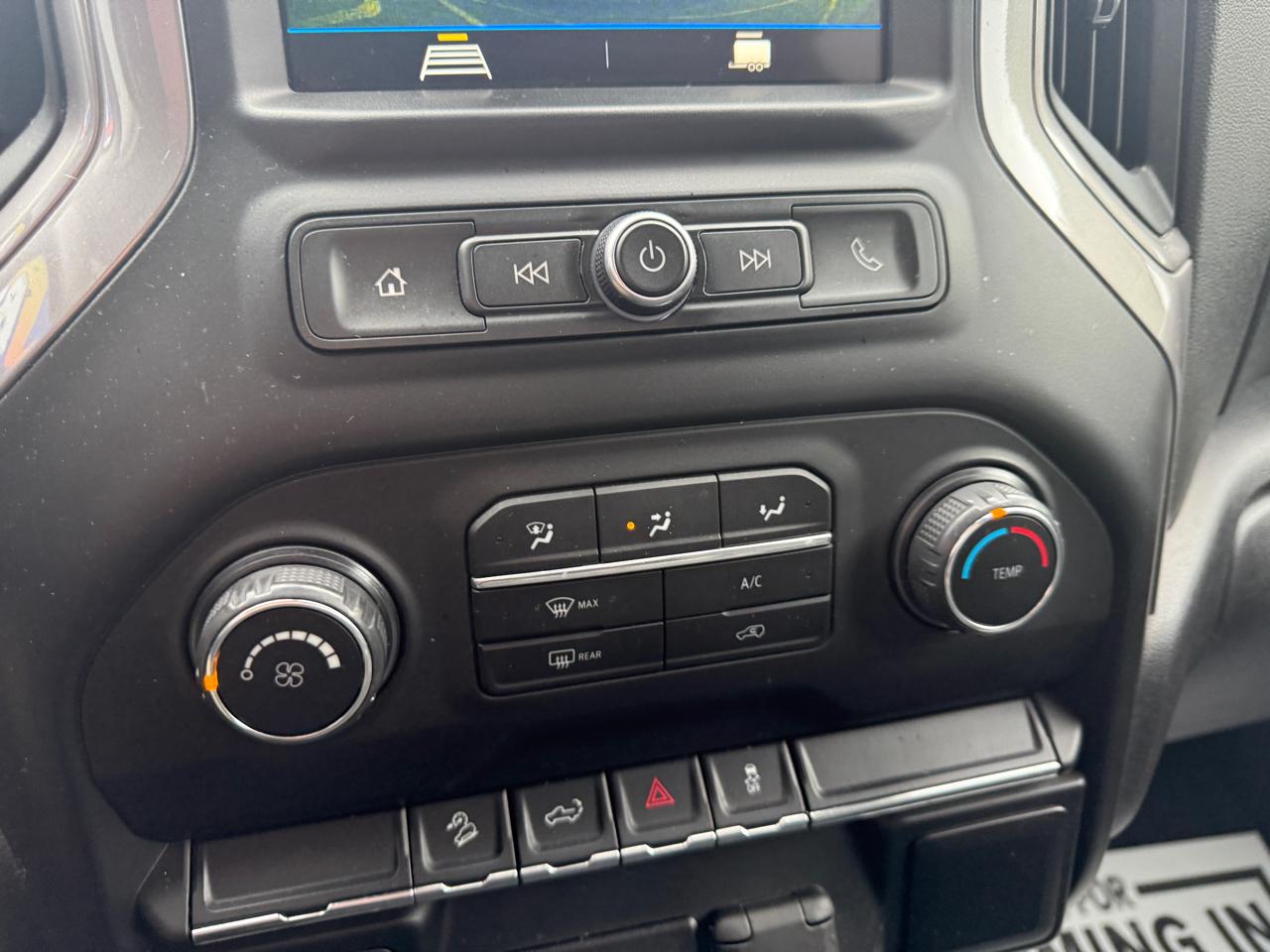 Chevrolet Silverado 1500 Custom Trail Boss Double Cab 4WD 2019