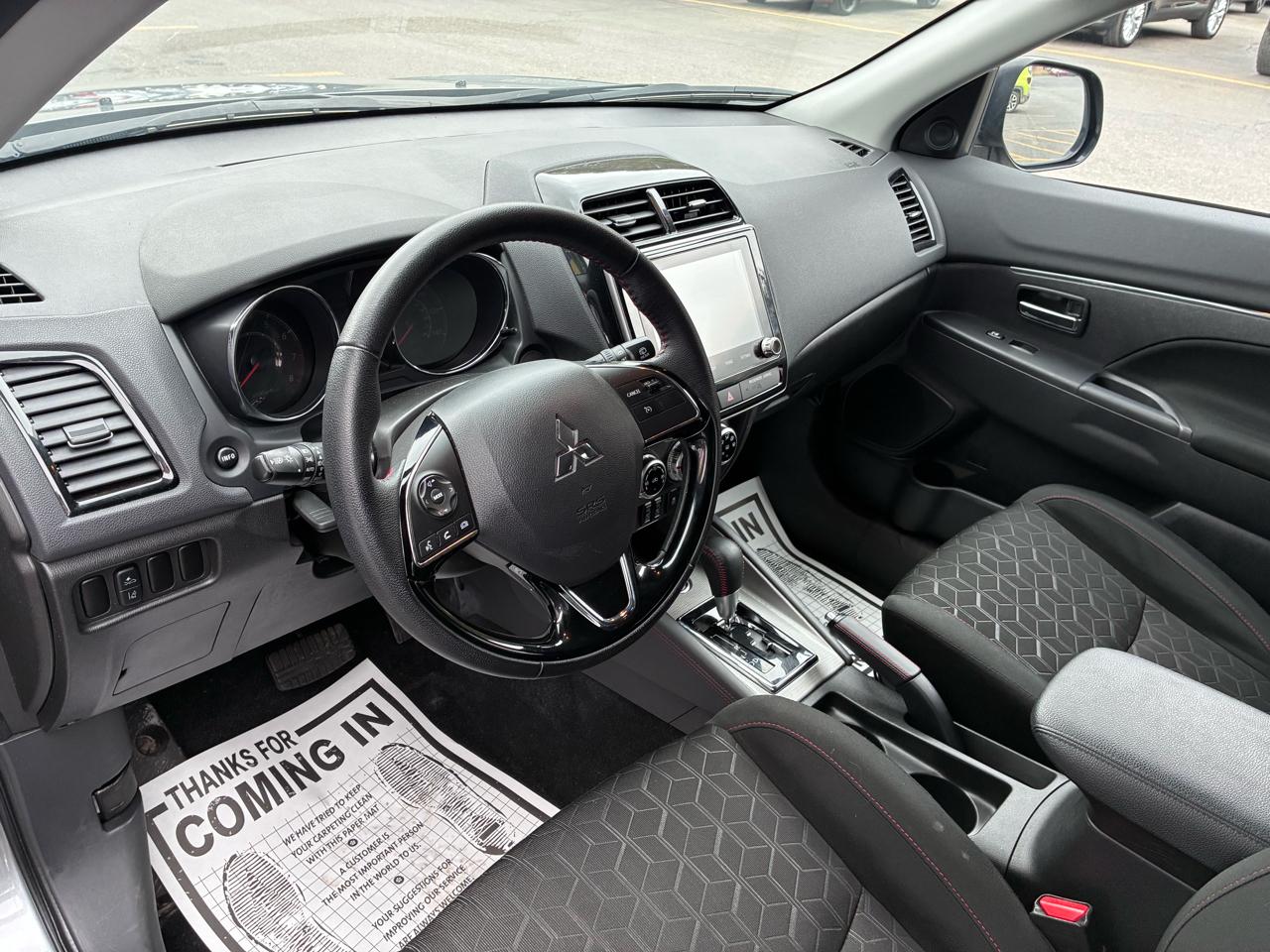 Mitsubishi Outlander Sport 2.0 ES 4WD 2025