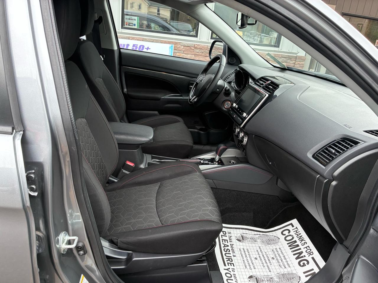 Mitsubishi Outlander Sport 2.0 ES 4WD 2025