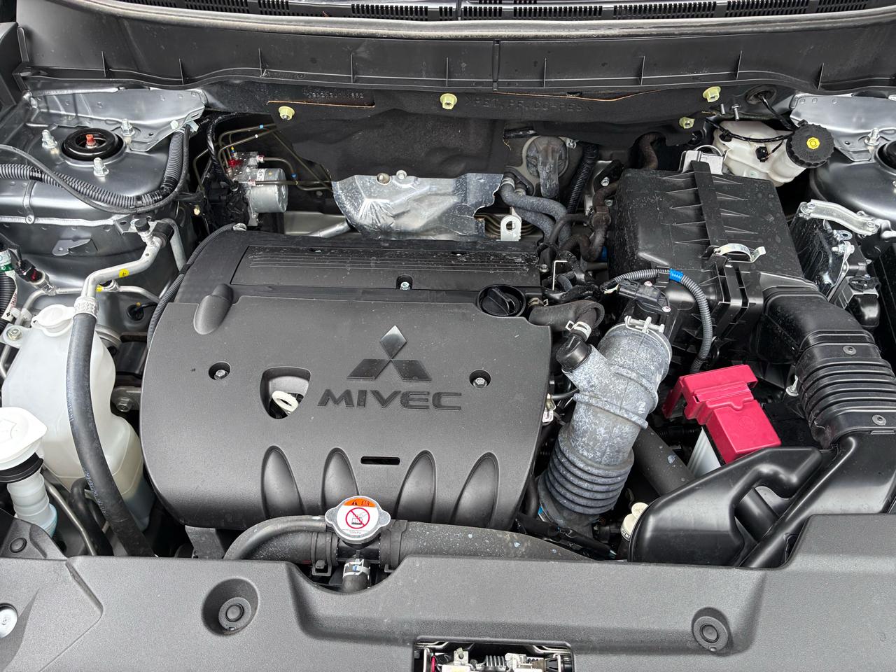 Mitsubishi Outlander Sport 2.0 ES 4WD 2025