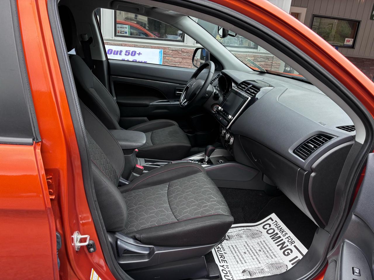 Mitsubishi Outlander Sport 2.0 ES 4WD 2025