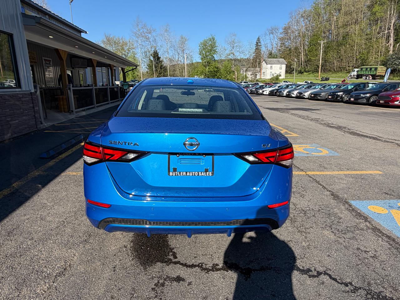 Nissan Sentra SV 2023