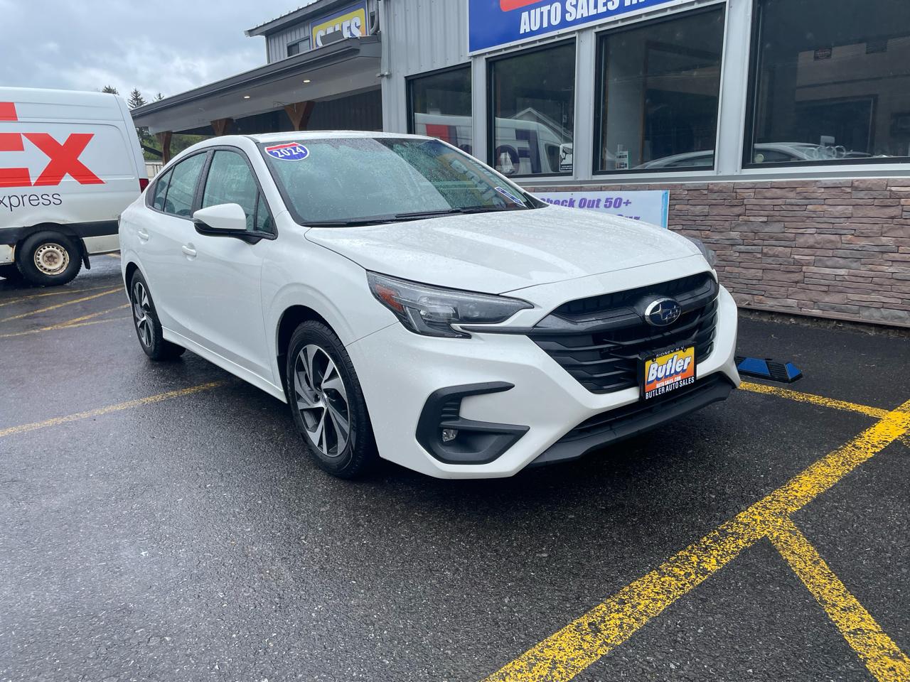 Subaru Legacy Premium 2024