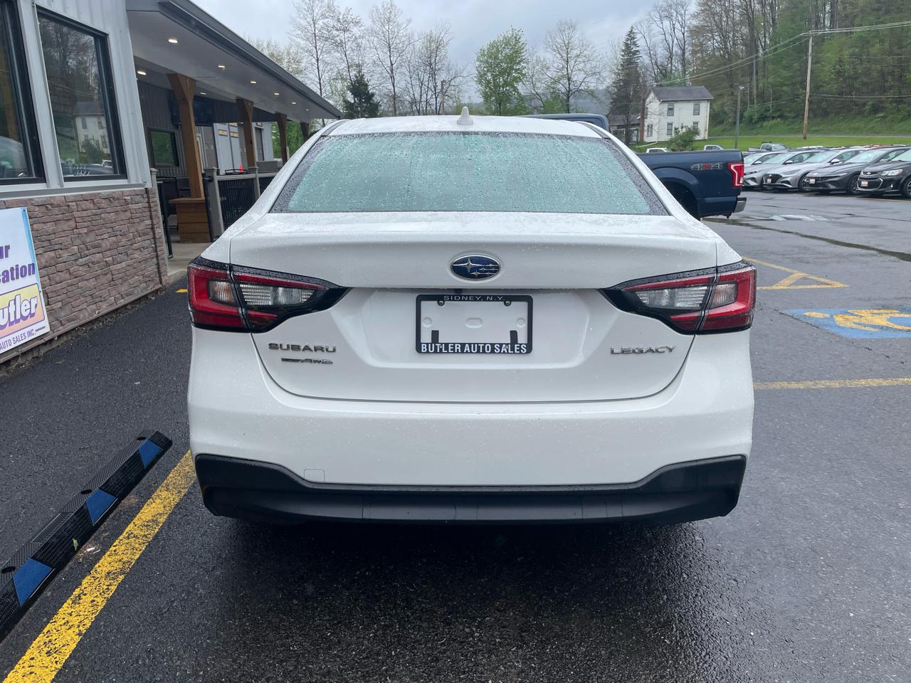 Subaru Legacy Premium 2024