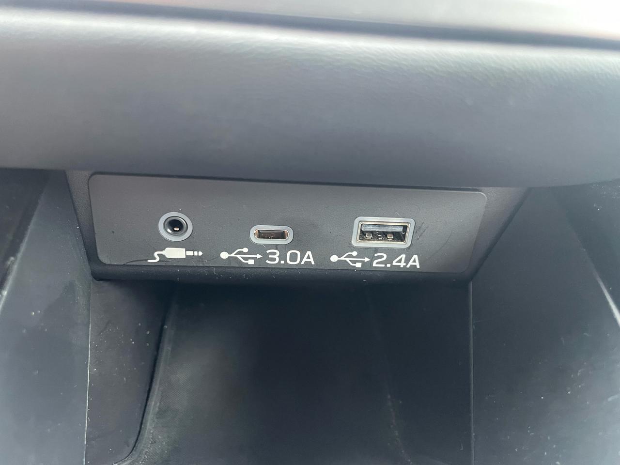 Subaru Legacy Premium 2024