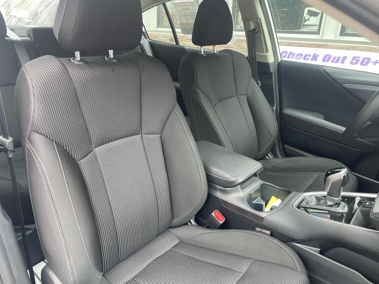 Subaru Legacy Premium 2024