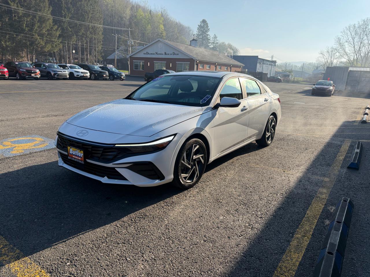 Hyundai Elantra SEL 2024
