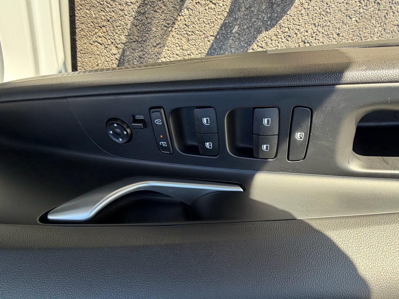 Hyundai Elantra SEL 2024