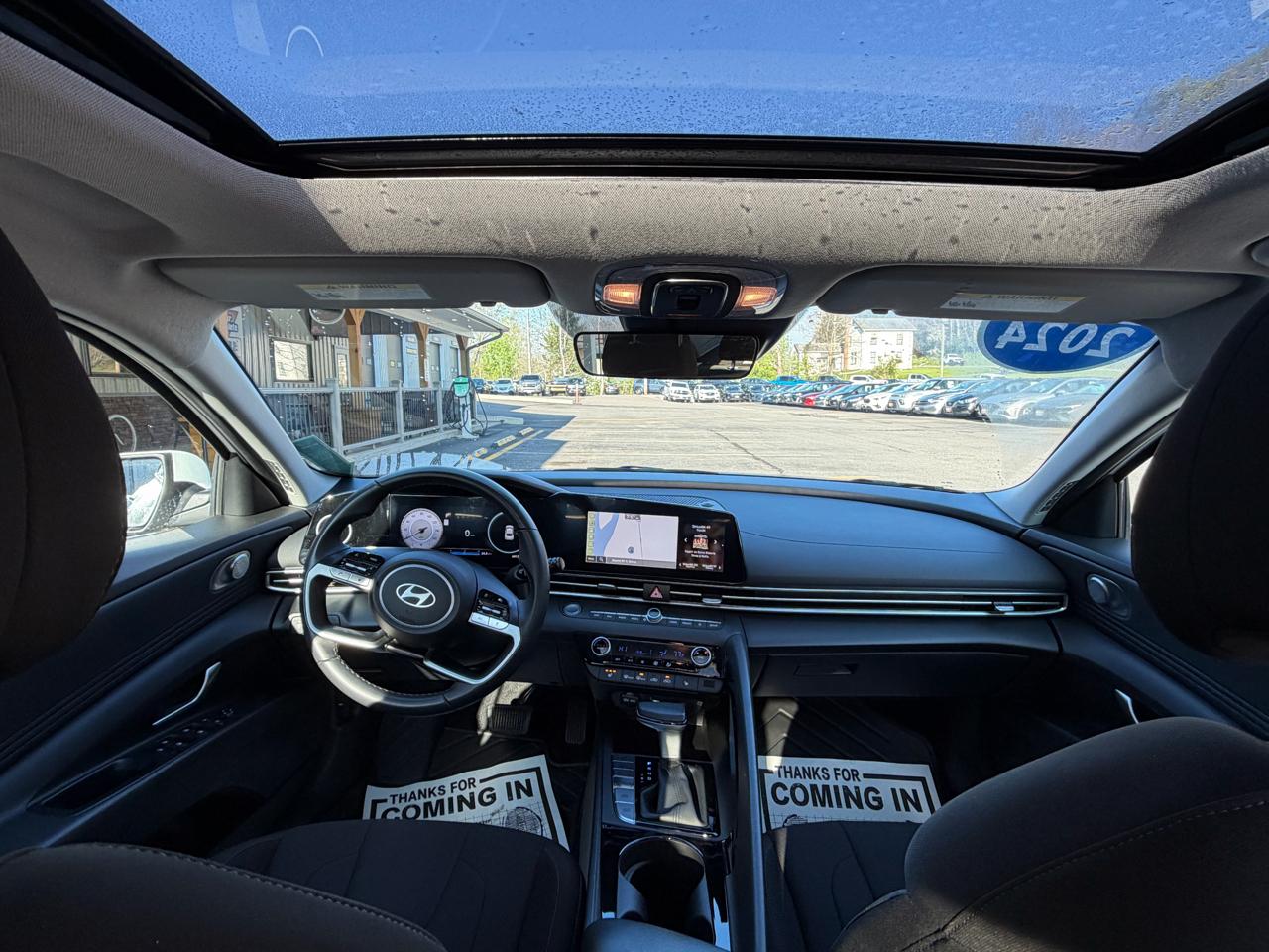 Hyundai Elantra SEL 2024