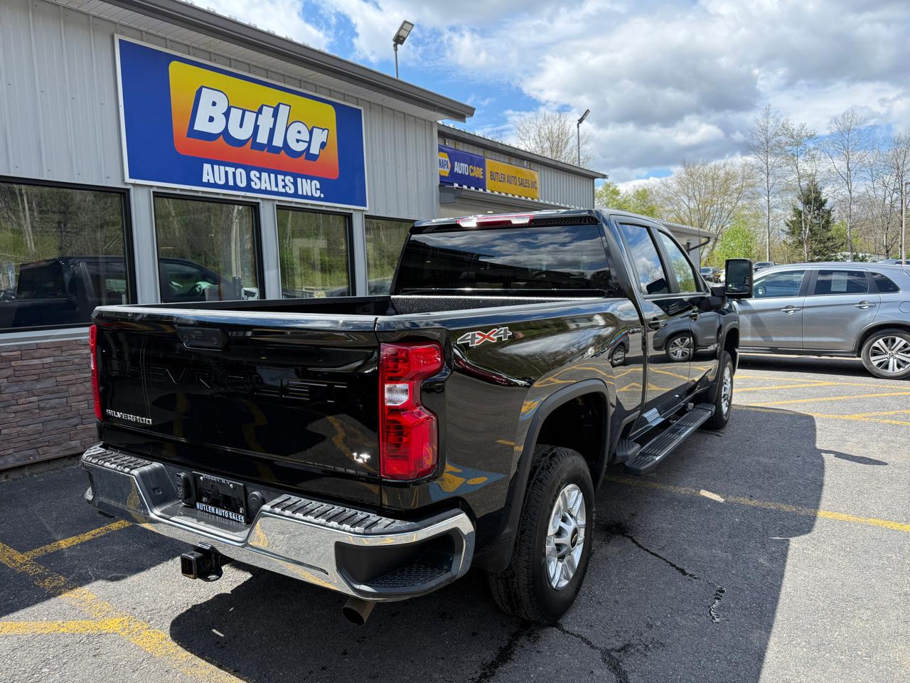 Chevrolet Silverado 2500HD LT Crew Cab Long Box 4WD 2025