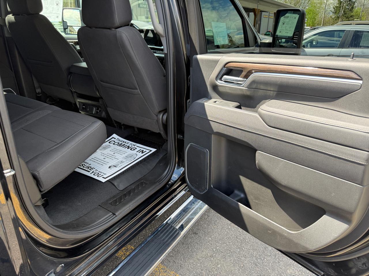 Chevrolet Silverado 2500HD LT Crew Cab Long Box 4WD 2025