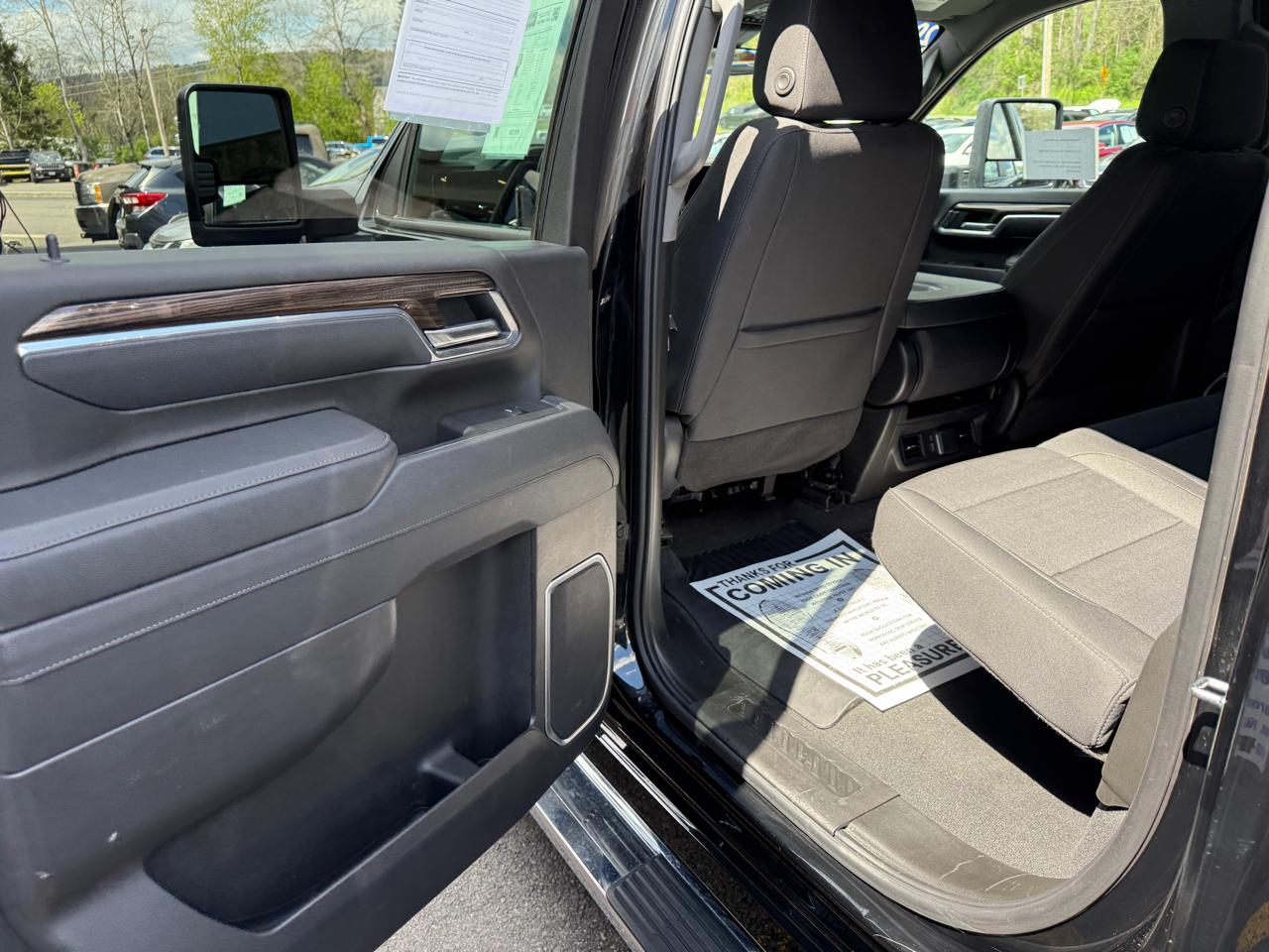 Chevrolet Silverado 2500HD LT Crew Cab Long Box 4WD 2025