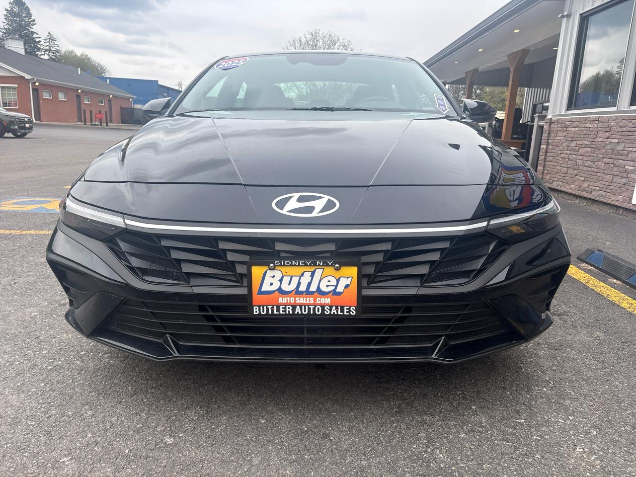 Hyundai Elantra SEL Sport 2025