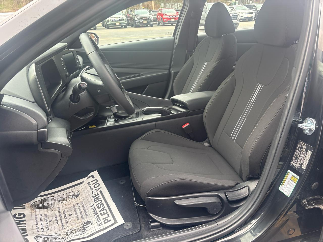 Hyundai Elantra SEL Sport 2025