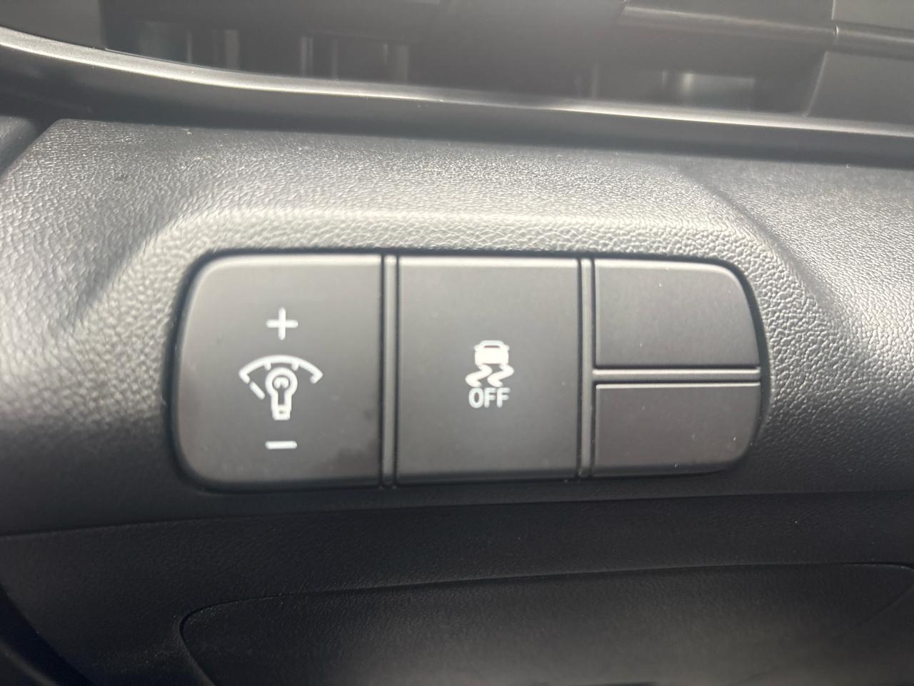 Hyundai Elantra SEL Sport 2025