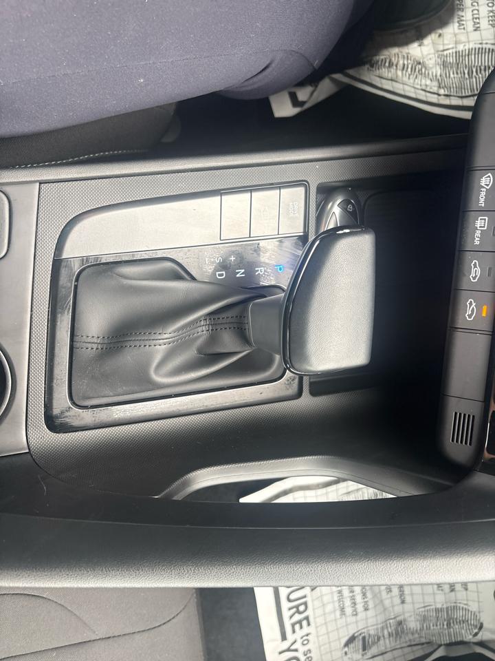 Hyundai Elantra SEL Sport 2025